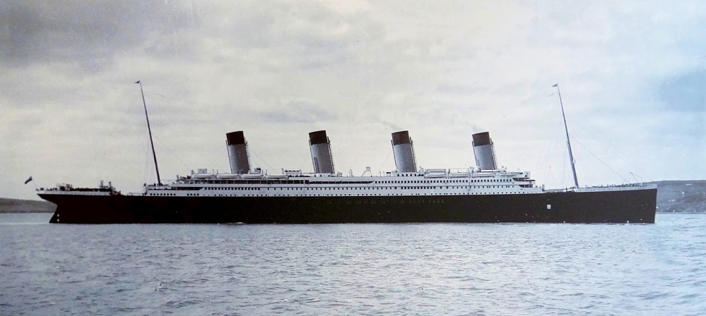 rms TITANIC vor Cobb 1912